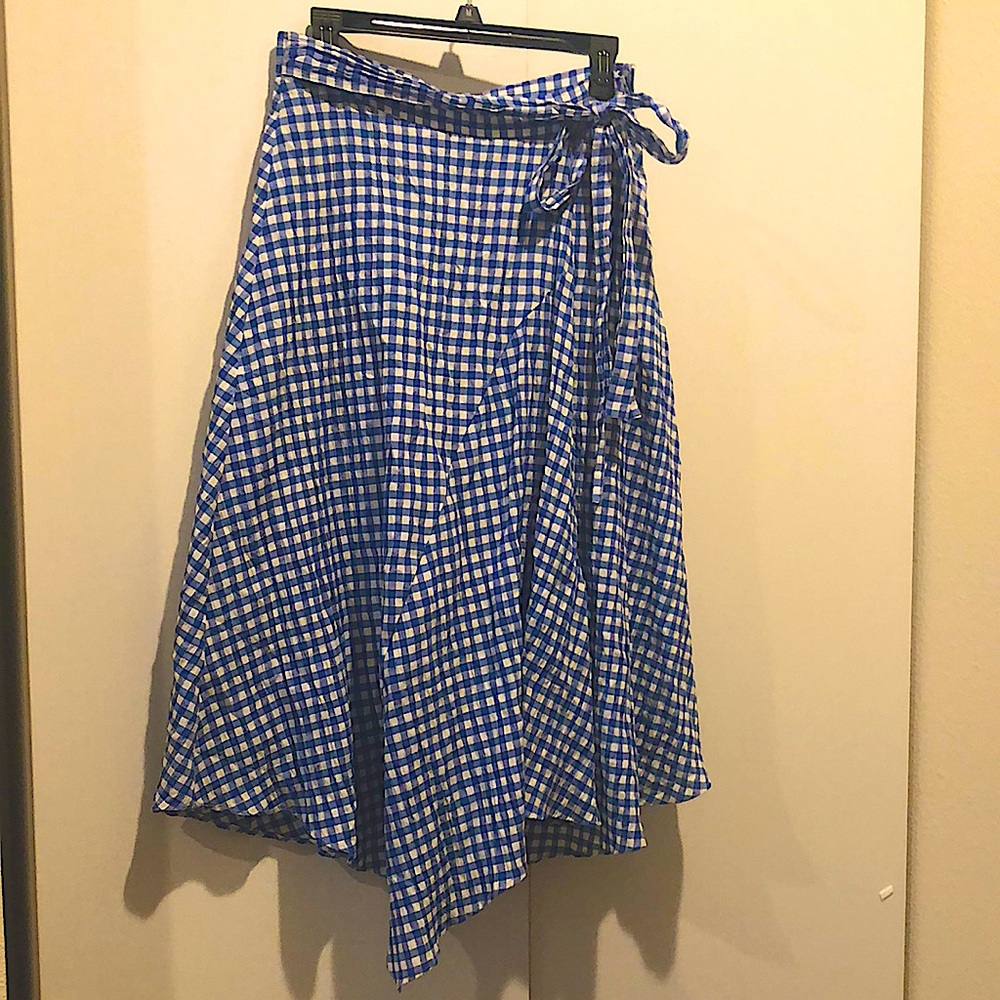 Asymmetrical midi gingham skirt